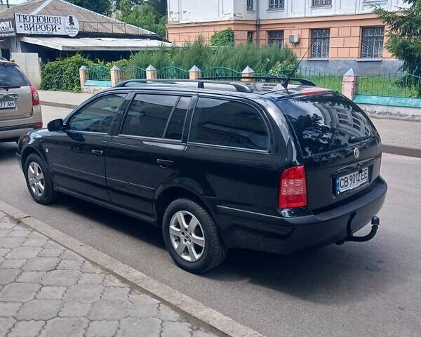 Черный Шкода Октавия, объемом двигателя 1.6 л и пробегом 248 тыс. км за 5000 $, фото 5 на Automoto.ua