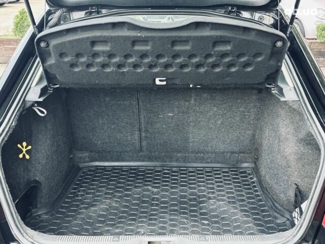 Чорний Шкода Октавія, об'ємом двигуна 1.6 л та пробігом 368 тис. км за 5400 $, фото 8 на Automoto.ua