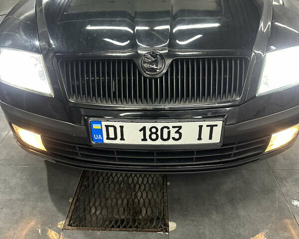 Черный Шкода Октавия, объемом двигателя 2 л и пробегом 298 тыс. км за 6700 $, фото 5 на Automoto.ua