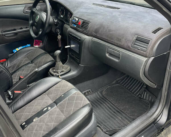 Шкода Октавия 2006 в Дрогобыче на Automoto.ua Черный Шкода Октавия, объемом двигателя 1.8 л и пробегом 240 тыс. км за 4300 $, фото 8 на Automoto.ua