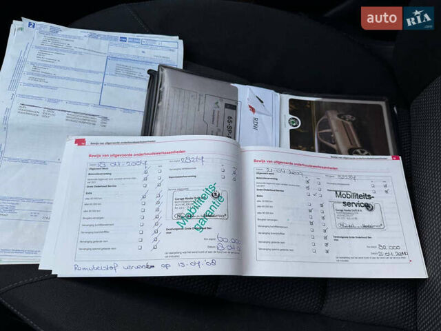 Чорний Шкода Октавія, об'ємом двигуна 1.6 л та пробігом 179 тис. км за 7399 $, фото 64 на Automoto.ua