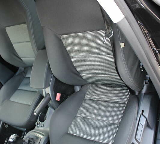 Черный Шкода Октавия, объемом двигателя 1.6 л и пробегом 212 тыс. км за 6600 $, фото 16 на Automoto.ua