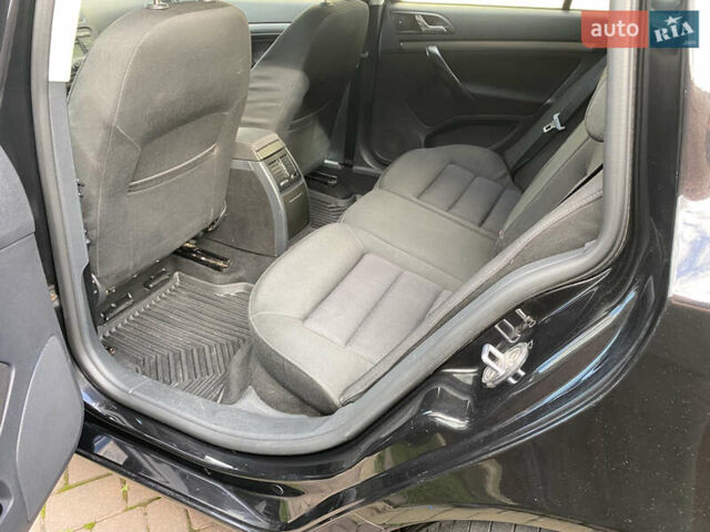 Черный Шкода Октавия, объемом двигателя 1.6 л и пробегом 210 тыс. км за 6500 $, фото 18 на Automoto.ua