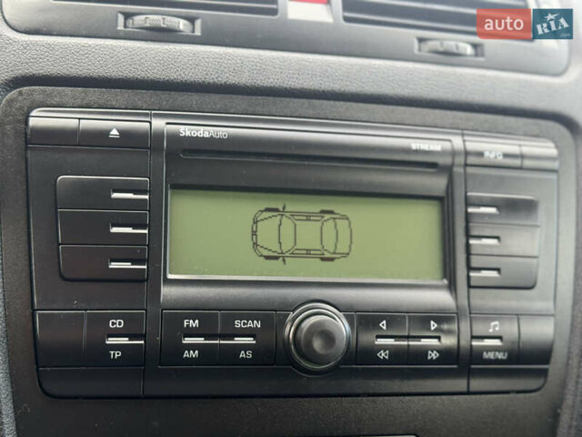 Черный Шкода Октавия, объемом двигателя 1.6 л и пробегом 193 тыс. км за 6200 $, фото 37 на Automoto.ua