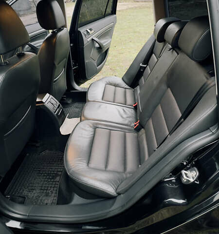 Чорний Шкода Октавія, об'ємом двигуна 1.6 л та пробігом 248 тис. км за 8300 $, фото 9 на Automoto.ua