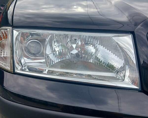 Черный Шкода Октавия, объемом двигателя 1.6 л и пробегом 248 тыс. км за 5000 $, фото 12 на Automoto.ua