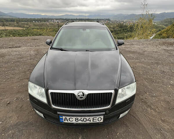 Черный Шкода Октавия, объемом двигателя 1.98 л и пробегом 302 тыс. км за 5750 $, фото 1 на Automoto.ua