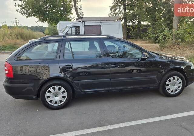 Чорний Шкода Октавія, об'ємом двигуна 1.6 л та пробігом 212 тис. км за 5700 $, фото 10 на Automoto.ua