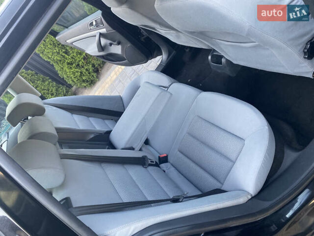 Чорний Шкода Октавія, об'ємом двигуна 1.6 л та пробігом 265 тис. км за 5600 $, фото 39 на Automoto.ua