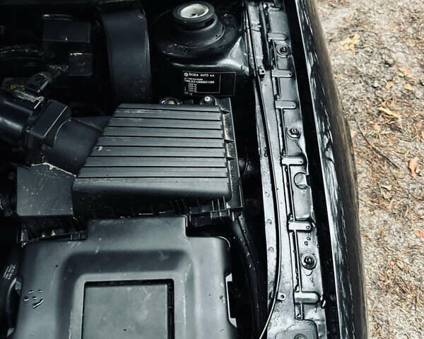 Черный Шкода Октавия, объемом двигателя 1.6 л и пробегом 217 тыс. км за 5999 $, фото 32 на Automoto.ua