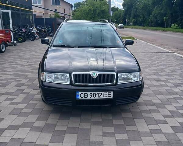 Черный Шкода Октавия, объемом двигателя 1.6 л и пробегом 248 тыс. км за 5000 $, фото 7 на Automoto.ua