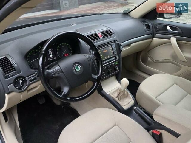 Чорний Шкода Октавія, об'ємом двигуна 1.6 л та пробігом 255 тис. км за 6300 $, фото 19 на Automoto.ua