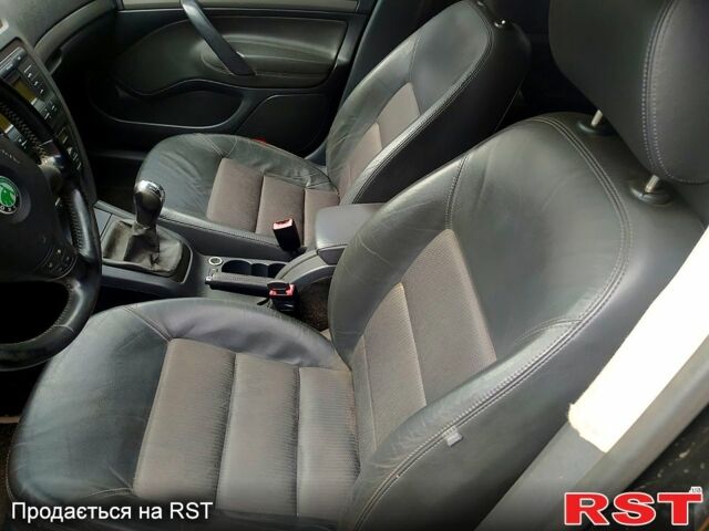 Шкода Октавия 2006 в Гадяче на Automoto.ua Черный Шкода Октавия, объемом двигателя 1.6 л и пробегом 197 тыс. км за 7600 $, фото 4 на Automoto.ua