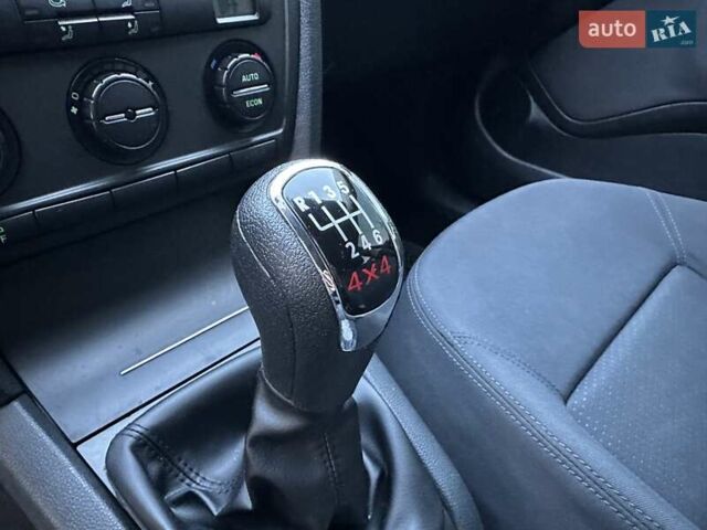 Черный Шкода Октавия, объемом двигателя 1.9 л и пробегом 330 тыс. км за 5999 $, фото 32 на Automoto.ua
