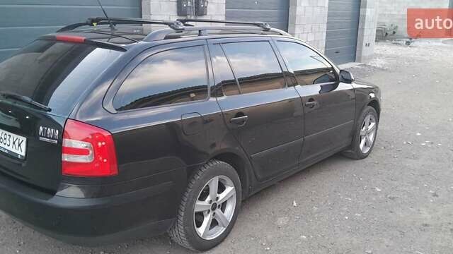 Черный Шкода Октавия, объемом двигателя 1.6 л и пробегом 260 тыс. км за 7400 $, фото 3 на Automoto.ua