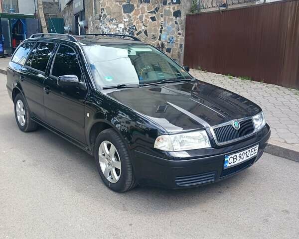 Черный Шкода Октавия, объемом двигателя 1.6 л и пробегом 248 тыс. км за 5000 $, фото 3 на Automoto.ua