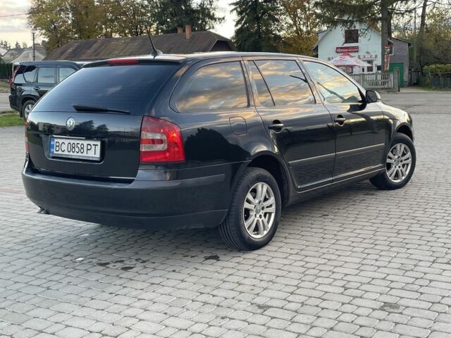 Черный Шкода Октавия, объемом двигателя 2 л и пробегом 300 тыс. км за 5700 $, фото 7 на Automoto.ua