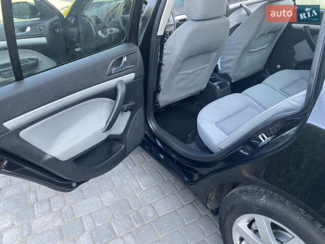 Чорний Шкода Октавія, об'ємом двигуна 1.6 л та пробігом 265 тис. км за 5600 $, фото 22 на Automoto.ua