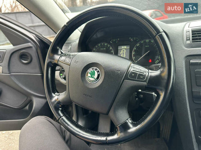 Чорний Шкода Октавія, об'ємом двигуна 1.6 л та пробігом 241 тис. км за 6700 $, фото 41 на Automoto.ua