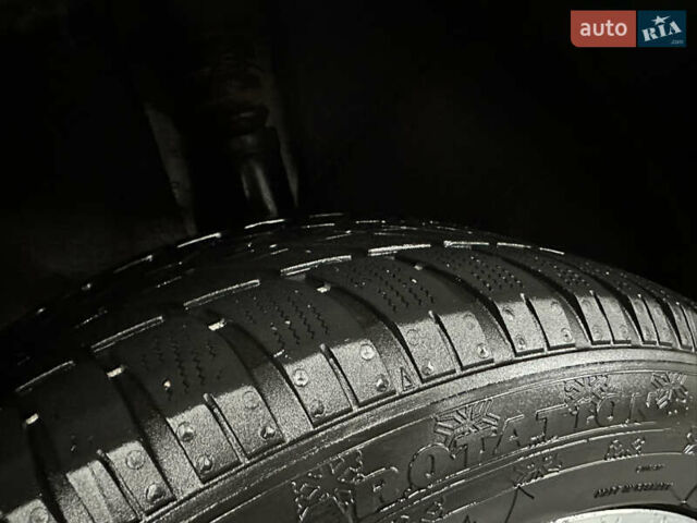 Черный Шкода Октавия, объемом двигателя 2 л и пробегом 298 тыс. км за 6700 $, фото 51 на Automoto.ua