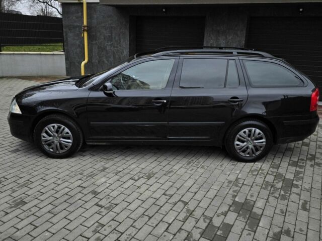 Черный Шкода Октавия, объемом двигателя 1.6 л и пробегом 256 тыс. км за 6300 $, фото 5 на Automoto.ua