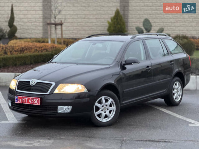 Черный Шкода Октавия, объемом двигателя 2 л и пробегом 250 тыс. км за 5999 $, фото 1 на Automoto.ua