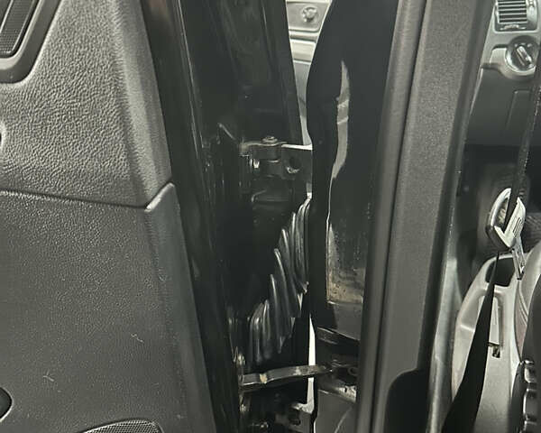 Черный Шкода Октавия, объемом двигателя 2 л и пробегом 298 тыс. км за 6700 $, фото 56 на Automoto.ua