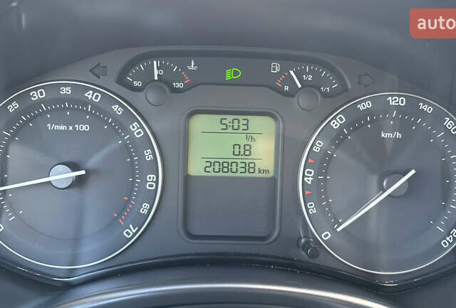 Чорний Шкода Октавія, об'ємом двигуна 1.6 л та пробігом 208 тис. км за 5999 $, фото 44 на Automoto.ua