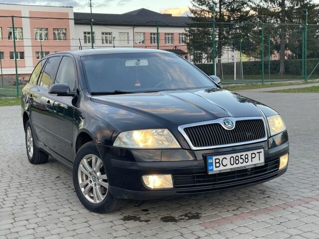 Черный Шкода Октавия, объемом двигателя 2 л и пробегом 300 тыс. км за 5700 $, фото 3 на Automoto.ua