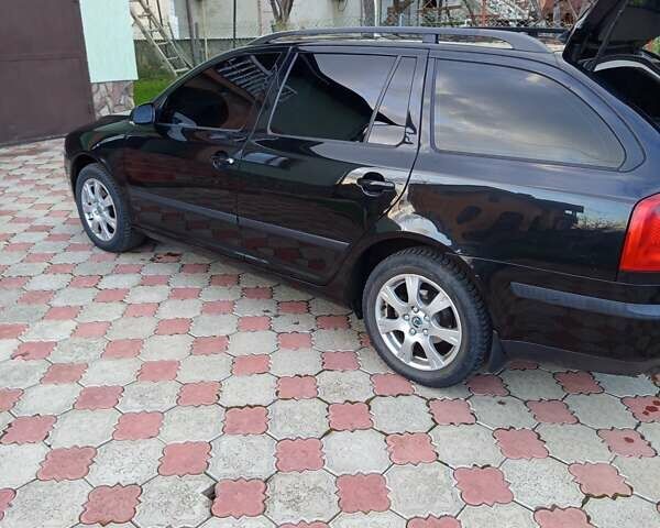 Черный Шкода Октавия, объемом двигателя 1.6 л и пробегом 253 тыс. км за 5900 $, фото 3 на Automoto.ua