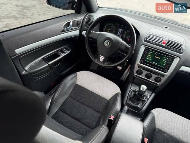 Шкода Октавия 2006 в Кривом Роге на Automoto.ua Черный Шкода Октавия, объемом двигателя 1.98 л и пробегом 247 тыс. км за 6700 $, фото 34 на Automoto.ua