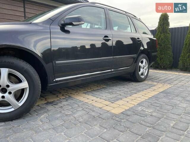 Черный Шкода Октавия, объемом двигателя 1.6 л и пробегом 275 тыс. км за 4999 $, фото 5 на Automoto.ua