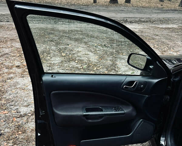 Черный Шкода Октавия, объемом двигателя 1.6 л и пробегом 217 тыс. км за 5999 $, фото 21 на Automoto.ua