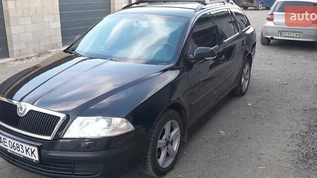 Черный Шкода Октавия, объемом двигателя 1.6 л и пробегом 260 тыс. км за 7400 $, фото 7 на Automoto.ua