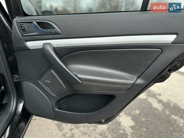 Чорний Шкода Октавія, об'ємом двигуна 2 л та пробігом 279 тис. км за 5999 $, фото 38 на Automoto.ua