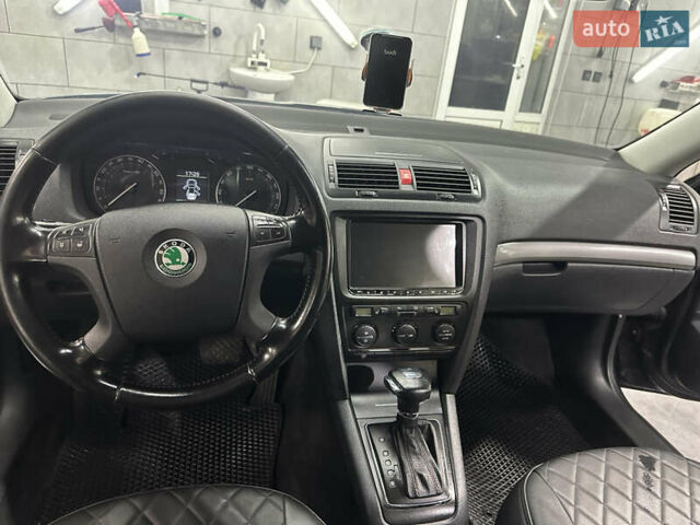 Черный Шкода Октавия, объемом двигателя 2 л и пробегом 298 тыс. км за 6700 $, фото 46 на Automoto.ua