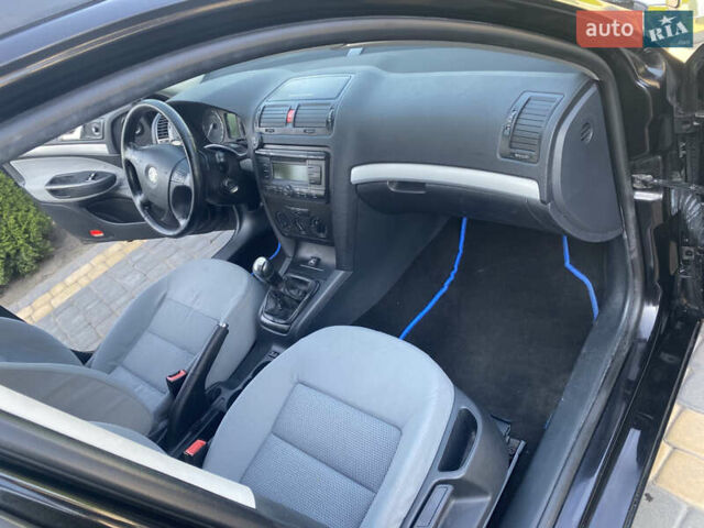 Чорний Шкода Октавія, об'ємом двигуна 1.6 л та пробігом 265 тис. км за 5600 $, фото 21 на Automoto.ua