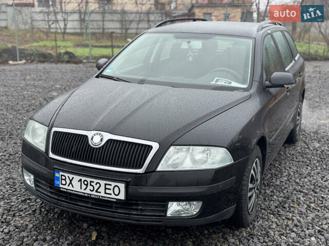 Черный Шкода Октавия, объемом двигателя 1.6 л и пробегом 251 тыс. км за 5800 $, фото 3 на Automoto.ua