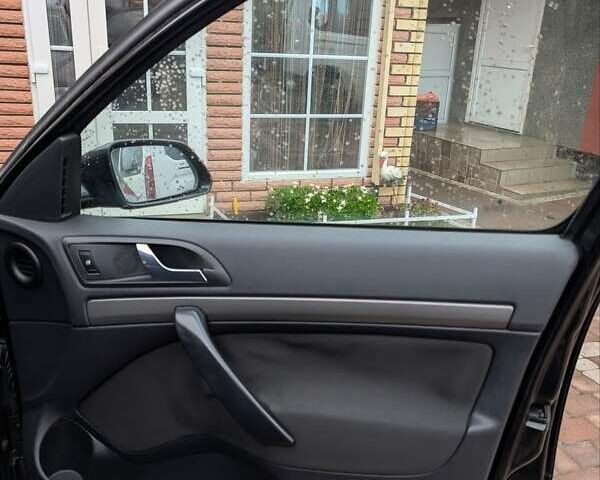 Чорний Шкода Октавія, об'ємом двигуна 1.6 л та пробігом 241 тис. км за 6200 $, фото 5 на Automoto.ua
