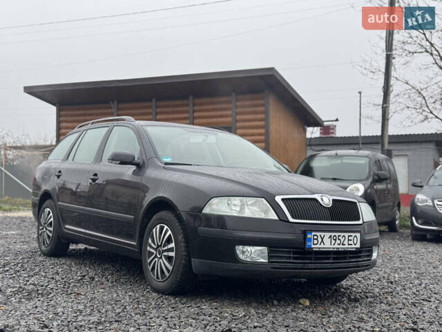 Черный Шкода Октавия, объемом двигателя 1.6 л и пробегом 251 тыс. км за 5800 $, фото 8 на Automoto.ua