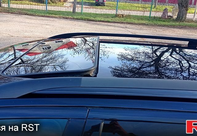 Черный Шкода Октавия, объемом двигателя 1.6 л и пробегом 290 тыс. км за 6500 $, фото 3 на Automoto.ua