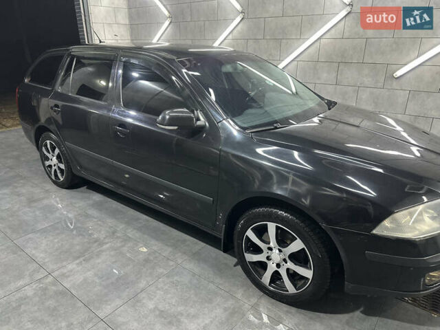 Черный Шкода Октавия, объемом двигателя 2 л и пробегом 298 тыс. км за 6700 $, фото 7 на Automoto.ua