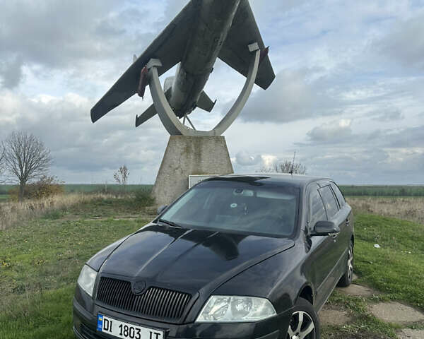 Черный Шкода Октавия, объемом двигателя 2 л и пробегом 298 тыс. км за 6700 $, фото 64 на Automoto.ua