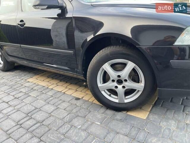 Черный Шкода Октавия, объемом двигателя 1.6 л и пробегом 275 тыс. км за 4999 $, фото 12 на Automoto.ua