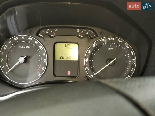 Черный Шкода Октавия, объемом двигателя 1.6 л и пробегом 267 тыс. км за 5900 $, фото 8 на Automoto.ua