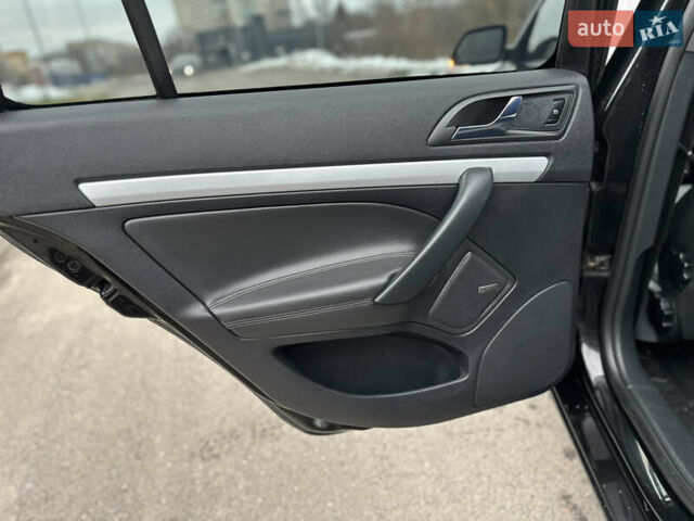 Чорний Шкода Октавія, об'ємом двигуна 2 л та пробігом 279 тис. км за 5999 $, фото 44 на Automoto.ua