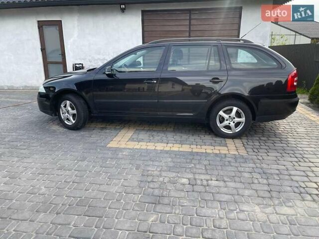 Черный Шкода Октавия, объемом двигателя 1.6 л и пробегом 275 тыс. км за 4999 $, фото 6 на Automoto.ua