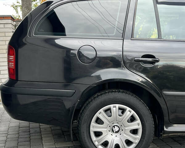 Шкода Октавия 2006 в Черкассах на Automoto.ua Черный Шкода Октавия, объемом двигателя 1.6 л и пробегом 211 тыс. км за 5500 $, фото 8 на Automoto.ua
