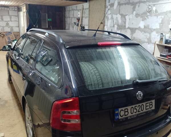 Черный Шкода Октавия, объемом двигателя 2 л и пробегом 208 тыс. км за 7200 $, фото 3 на Automoto.ua