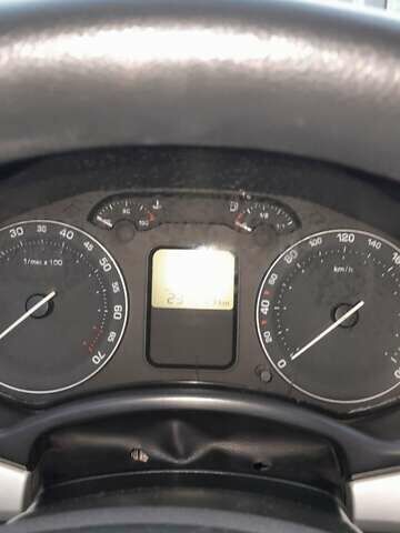 Черный Шкода Октавия, объемом двигателя 1.6 л и пробегом 260 тыс. км за 7400 $, фото 17 на Automoto.ua